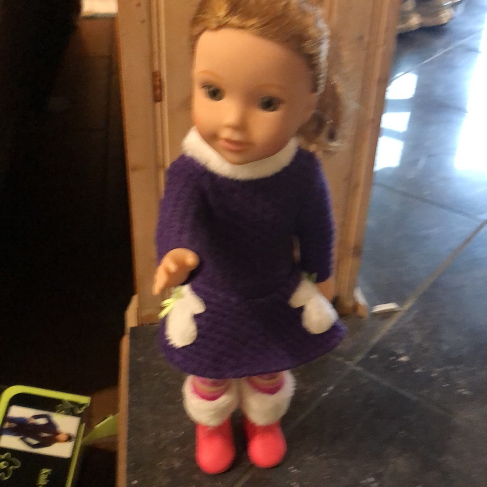 American Girl Wellie Wisher Camille - Picture 2 of 5